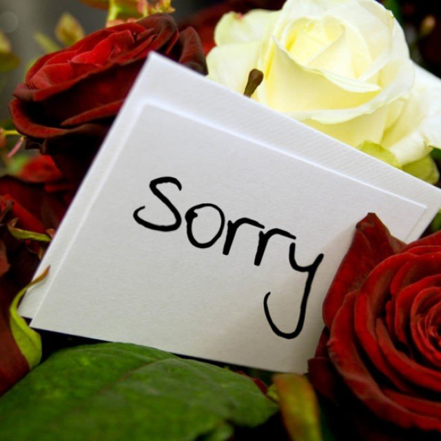 Как извиниться с помощью букета цветов?