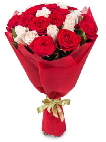 Красивый букет цветов купить с доставкой букет с розами