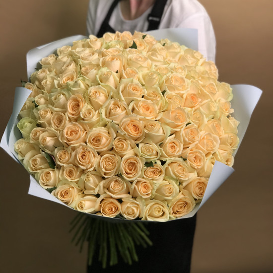 Розы Букет из 101 кремовой розы (60 см)