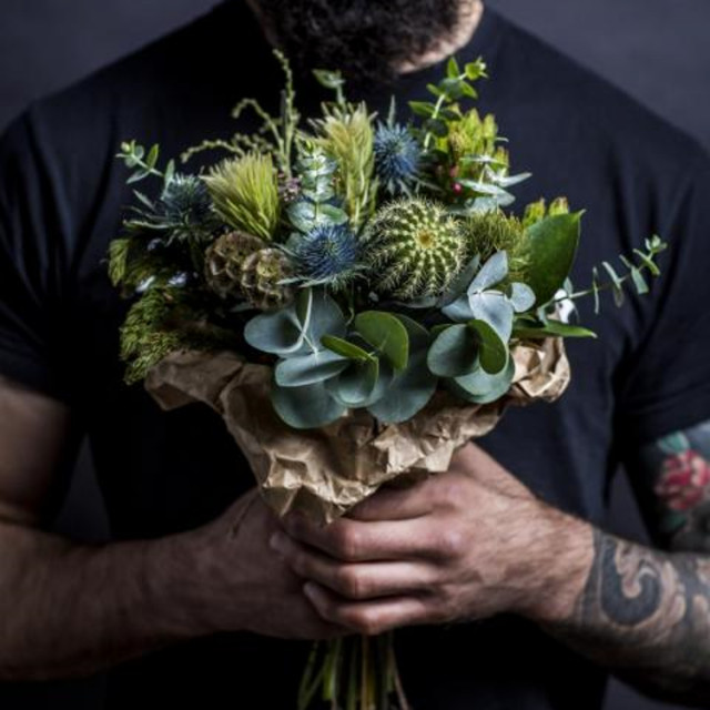 Открытка с днем рождения мужчине цветы