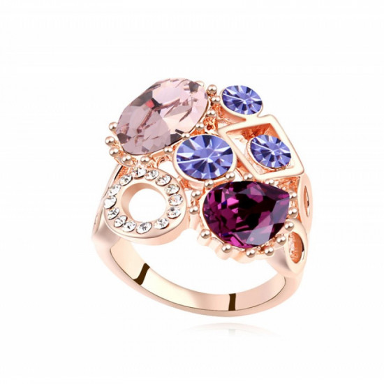 Украшения Кольцо «Коктейльное» с фиолетовыми камнями Swarovski