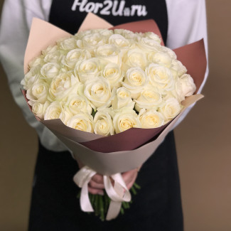 Букет из 45 белых роз (40 см)