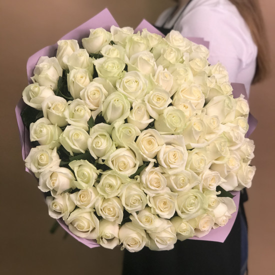 Розы Букет из 61 белой розы (60 см)
