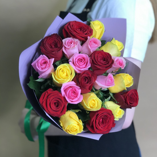 Розы Букет из роз яркий микс 21 шт. (50 см)