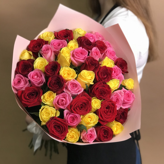 Розы Букет из роз яркий микс 51 шт. (60 см)