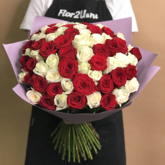 71 красная и белая роза (60 см)