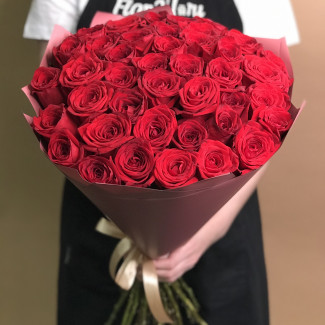 Букет из 45 красных роз (60 см)