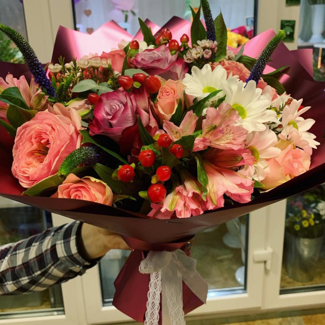 Как выбрать букет цветов на день рождения или юбилей - Статьи - Makilove
