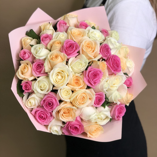 Розы Букет из роз нежный микс 51 шт. (40 см)