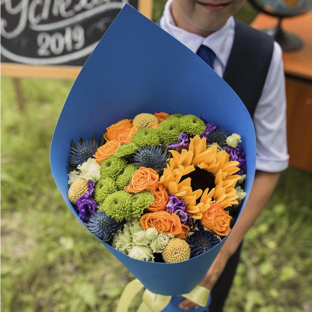 Как выбрать букет на 1 сентября, какие покупать цветы для первоклассника?