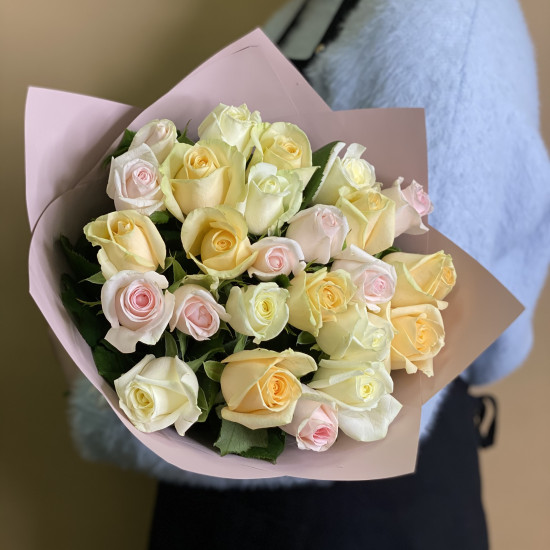 Розы Букет из роз нежный микс 25 шт. (40 см)