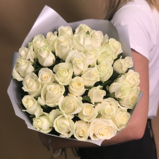 Розы Букет из 35 белых роз (60 см)