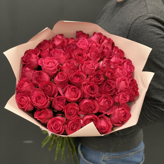 Розы Букет из 51 малиновой розы (60 см)