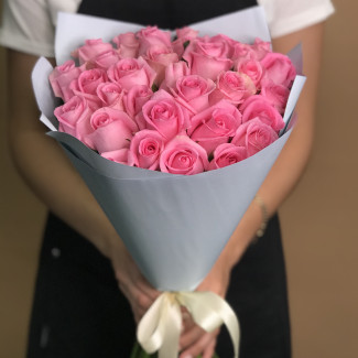 33 розовые розы 60 см