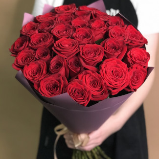Букет из 31 красной розы (60 см)