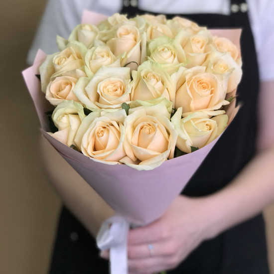 Розы Букет из 21 кремовой розы (50 см)